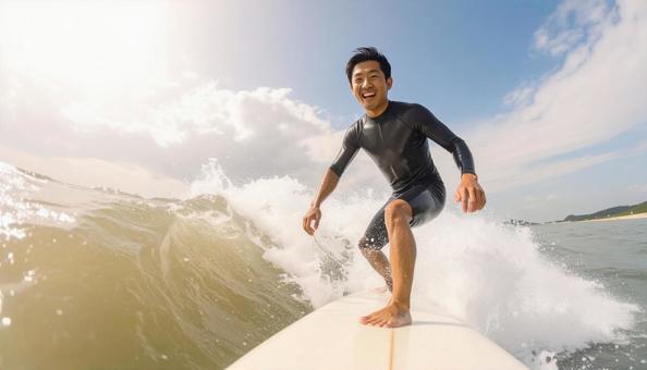 サーフィンをする人物の写真