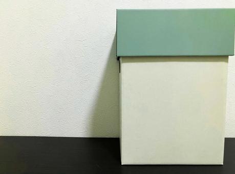 シンプルな段ボールゴミ箱 シンプルな段ボールゴミ箱 段ボール,ダンボール,ゴミ箱の写真素材