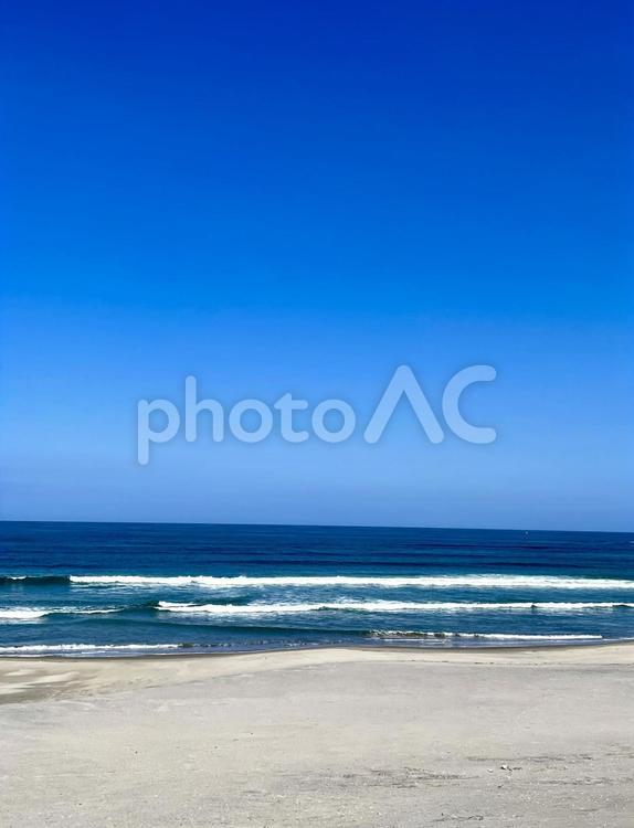 海と浜とソラ 海水浴,海水浴場,砂浜の写真素材