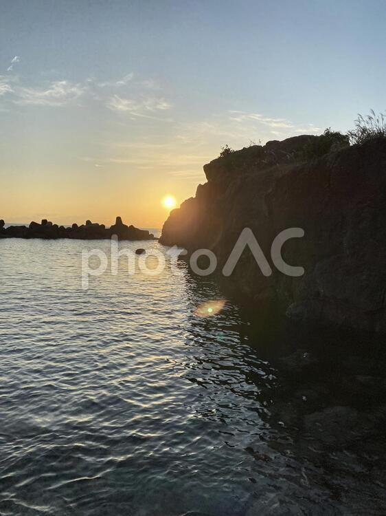 夕暮れ 水域,日暮れ,風景の写真素材