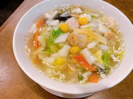 ちゃんぽんラーメン ちゃんぽんラーメンの写真