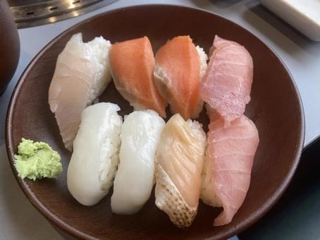 食べ放題の寿司 食べ放題の寿司 食べ物,グルメ,寿司の写真素材