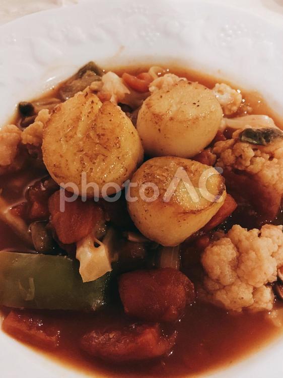 スカルプ・トマト煮込みに乗せて トマト煮込み,スカルプ,手作りの写真素材