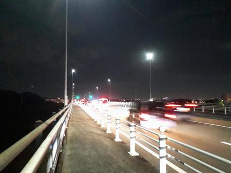 家路を急ぐ車の群れ 交通,帰路,テールランプの写真素材