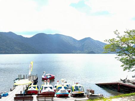 中禅寺湖の風景 中禅寺湖の風景 中禅寺湖,栃木県,湖の写真素材