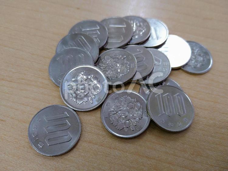 100円玉いっぱい 100円,貨幣,玉の写真素材