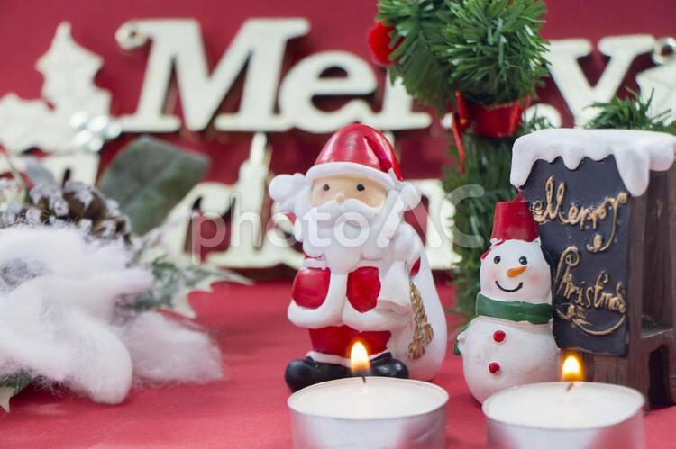 クリスマスイメージ クリスマス,サンタクロース,キャンドルの写真素材