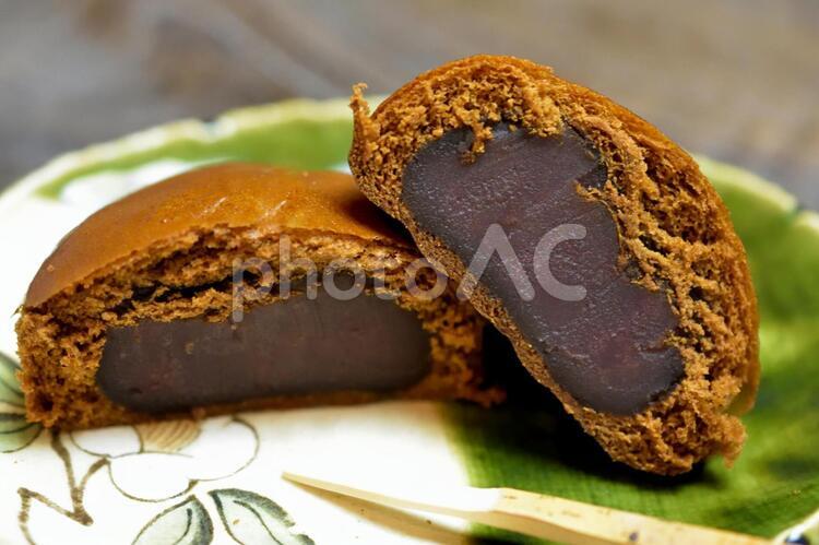 黒糖まんじゅう　和菓子 黒糖まんじゅう,まんじゅう,饅頭の写真素材
