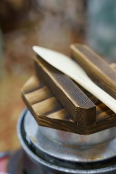 湯気立つ蒸し料理の準備 蒸し器,調理器具,料理の写真素材