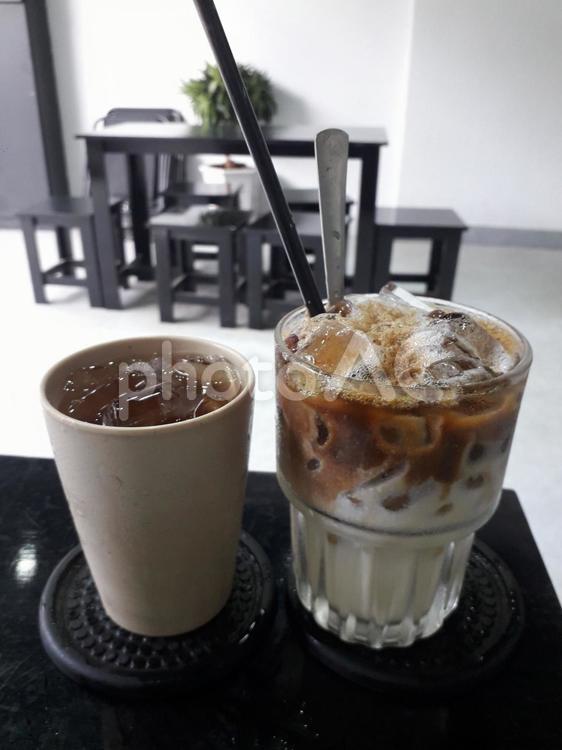ミルク多めのアイスコーヒー コーヒー,ミルク,多いの写真素材