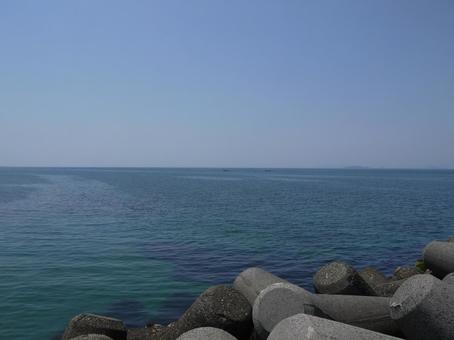 青い海 海,空,自然の写真素材