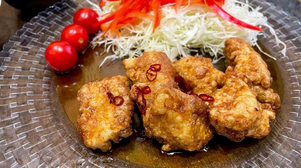 カリカリ唐揚げのチキン南蛮 カリカリ唐揚げのチキン南蛮 チキン南蛮,唐揚げ,鶏肉の写真素材