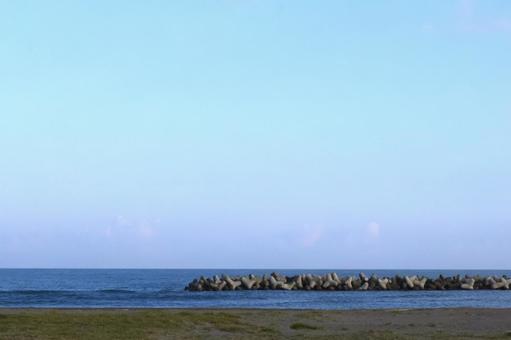 早朝の海・日本海(徳光SAからの景色)2 早朝の海・日本海(徳光SAからの景色)2 早朝,海,日本海の写真素材