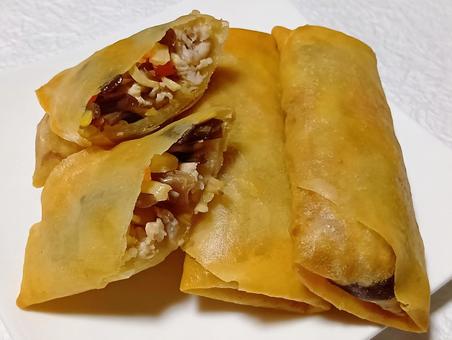 春巻き 春巻き,揚げ物,料理の写真素材