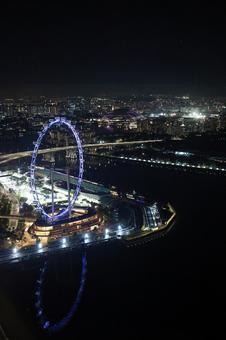 観覧車 夜景,観覧車,景色の写真素材
