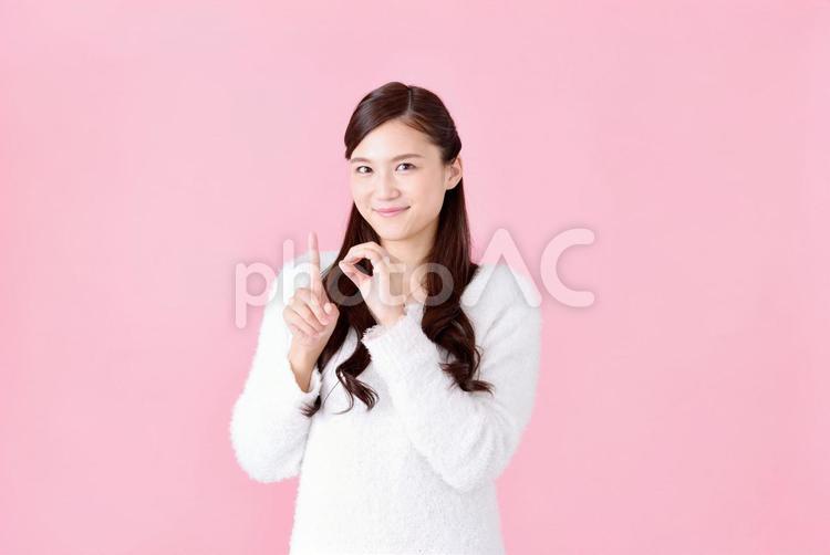 手で数字を作る女性1 女性,日本人,10の写真素材