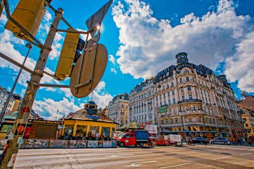 ウィーンの街角 ウィーン,オーストリア,交差点の写真素材