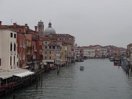 イタリア　ベネツィアの運河 イタリア,ベネツィア,運河の写真素材