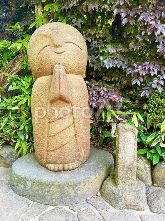 長谷寺のかわいいお地蔵さんの写真素材 長谷寺,お地蔵さん,にっこりの写真素材