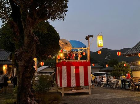 盆踊り大会 盆踊り大会 盆踊り,提灯,風景の写真素材