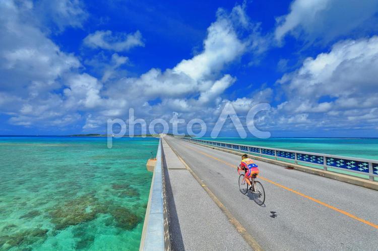 沖縄の海 旅行,夏,青空の写真素材