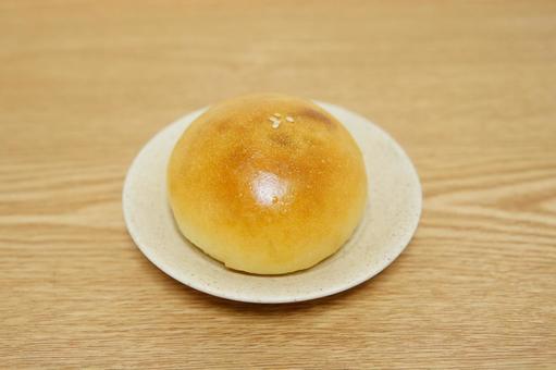 Bean bun (close), JPG