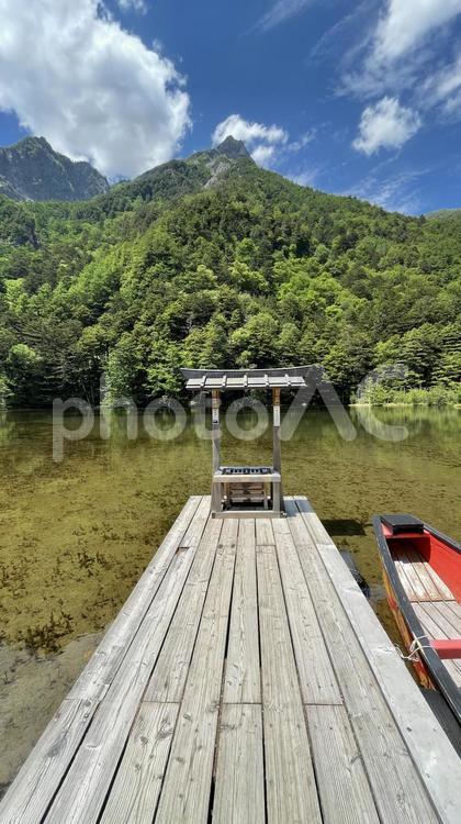 長野県の絶景！美しい上高地の明神池 風景,景色,自然の写真素材