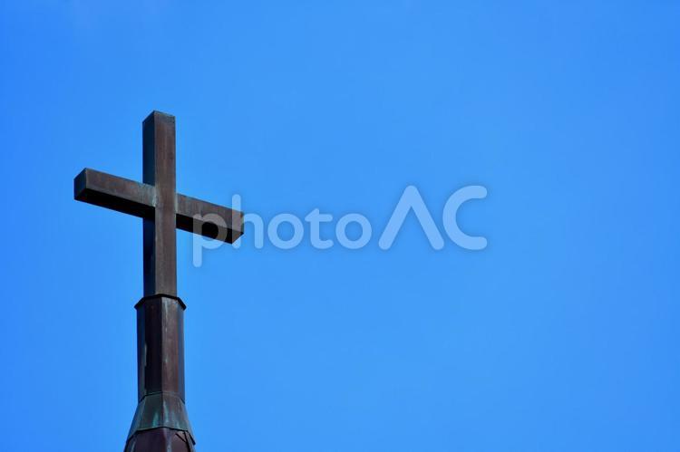教会の十字架と青空 教会の十字架と青空,教会,十字架の写真素材