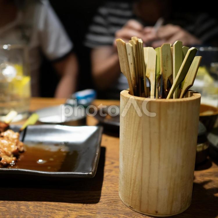 串焼き食べた後の串 串,串入れ,串焼きの写真素材