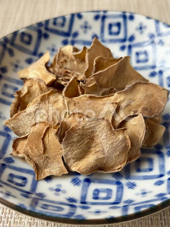 血糖値対策の菊芋をチップスでおいしく（縦 菊芋,レシピ,料理の写真素材