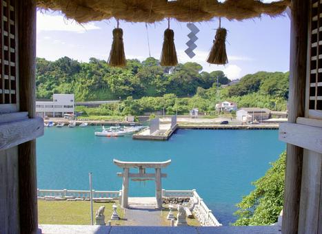 佐賀呼子の田島神社 佐賀呼子の田島神社 鳥居,田島神社,佐賀の写真素材