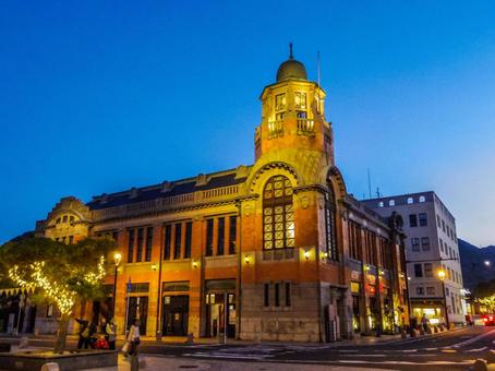 【福岡県】北九州市・門司港の旧大阪商船 旧大阪商船,夜,夜景の写真素材