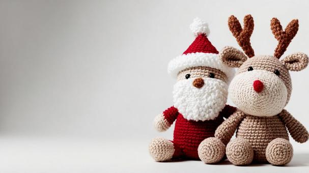 クリスマス　サンタとトナカイのあみぐるみの写真