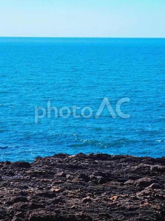 磯と海と水平線 海,水平線,磯の写真素材