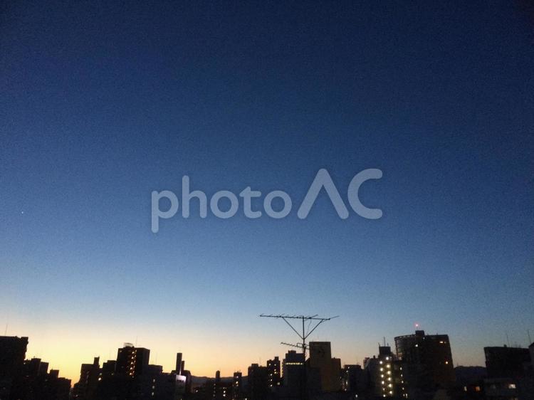 夕暮れの広島市街 夕暮れ,夕焼け,逢魔が時の写真素材
