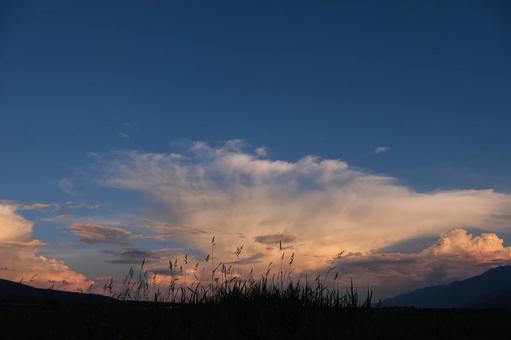 夕暮れ 夕暮れの写真