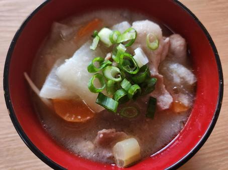 豚汁 豚汁 味噌汁,和食,汁物の写真素材