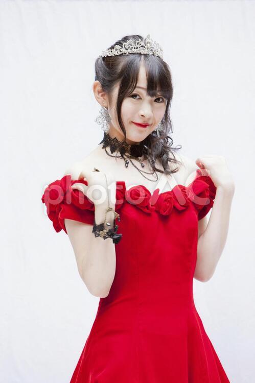 ウエディングドレスを着た女性　m041 20代,お姉さん,さわやかの写真素材