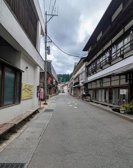山形県肘折温泉の温泉街 山形県肘折温泉の温泉街の写真