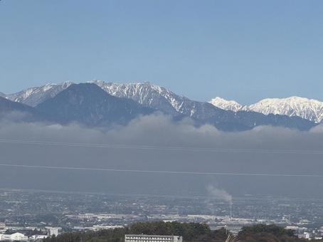 東雲の丘から見た餓鬼岳 信州,長野県,山の写真素材
