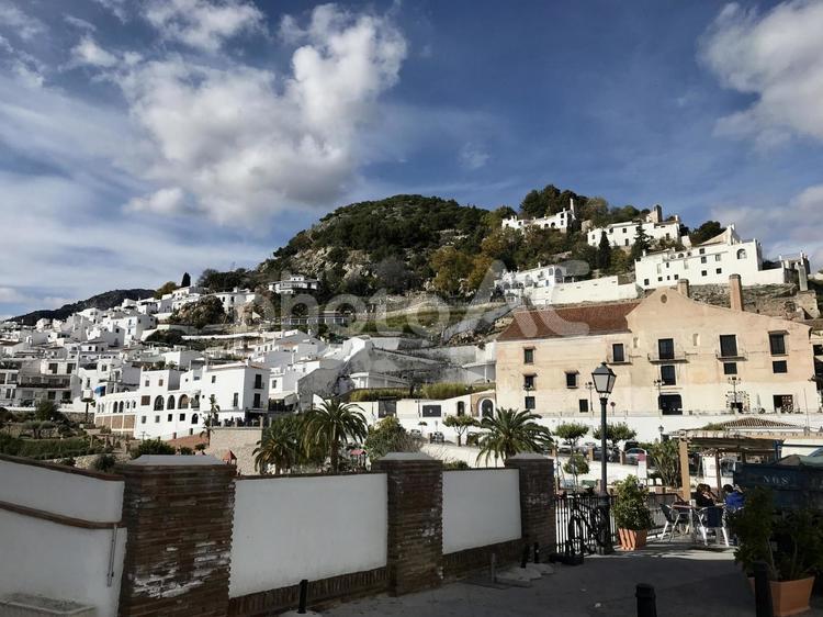 スペイン、フリヒリアナの美しい街並み 海外,欧州,ヨーロッパの写真素材