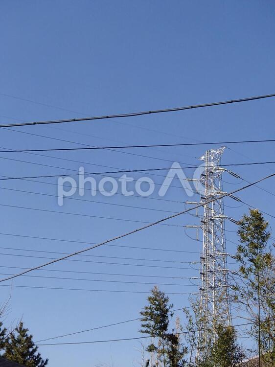 鉄塔がある風景 鉄塔,送電線,電線の写真素材