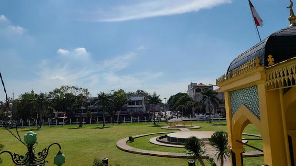 大きな庭園 広場,庭園,宮殿の写真素材