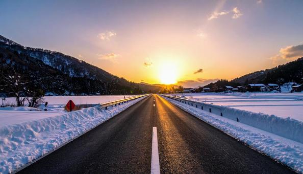 冬の夕日 冬の夕日の写真