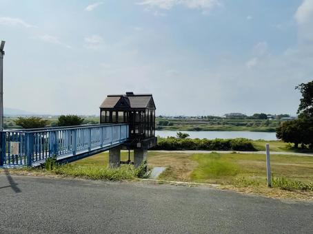 青い橋と川の風景 橋,川,青空の写真素材