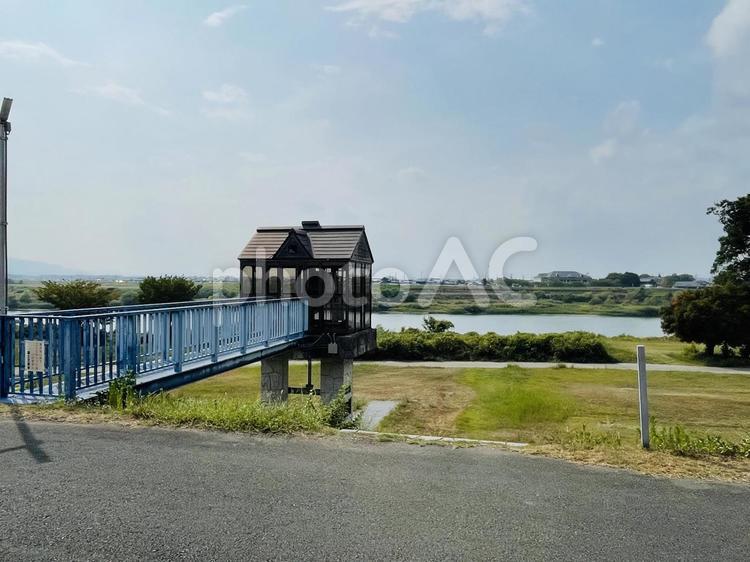 青い橋と川の風景 橋,川,青空の写真素材