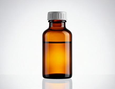 溶剤の入っている薬のビンの写真