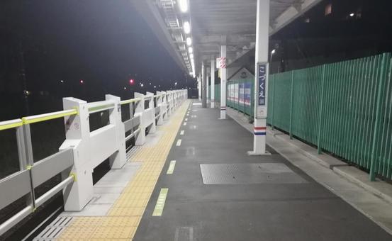 JR横浜線 小机駅 JR横浜線 小机駅の写真