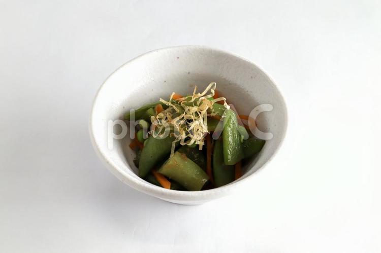絹さやえんどうの和え物 小鉢,食品,おかずの写真素材