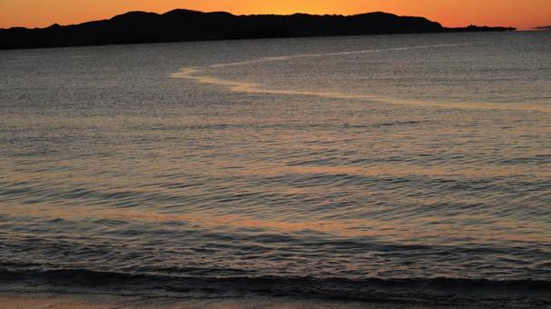夕方の海 夕方の海の写真